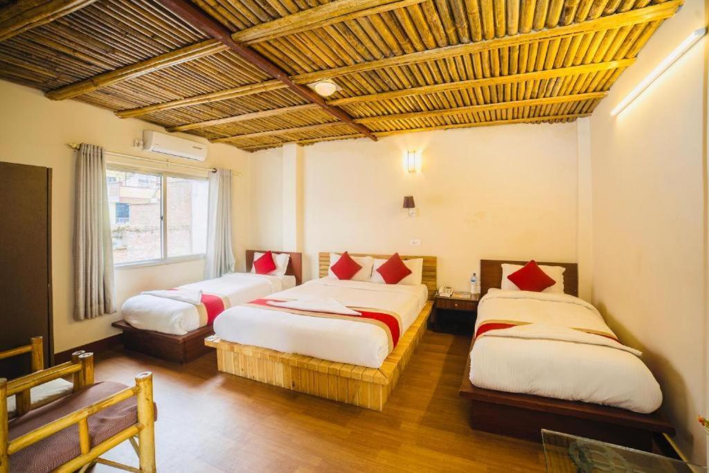 Great Doors Thamel Hotel Katmandu Eksteriør billede