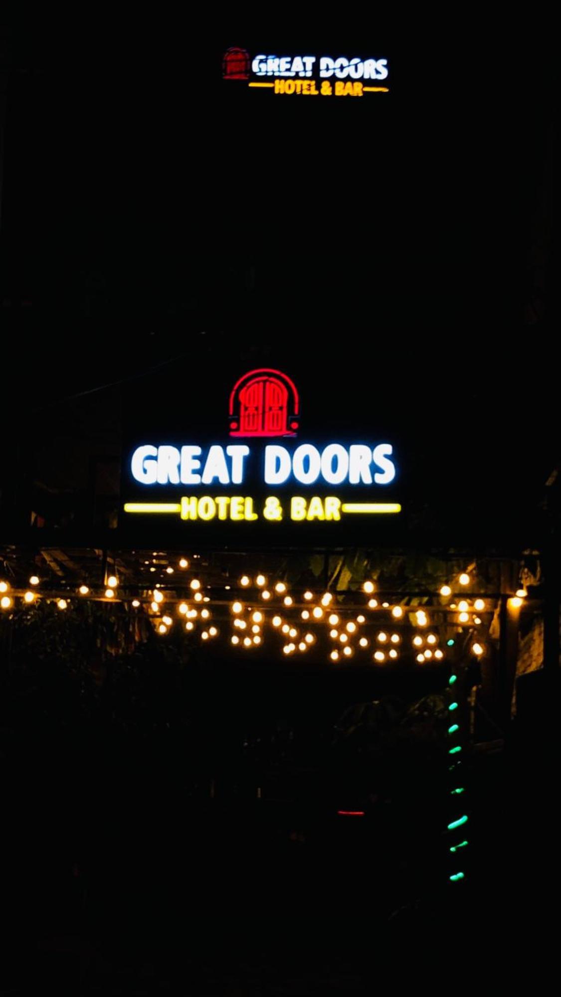 Great Doors Thamel Hotel Katmandu Eksteriør billede